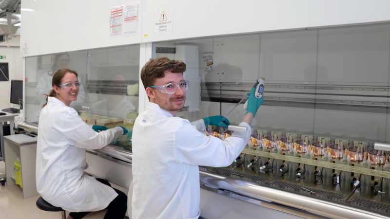 Rentschler Biopharma SE_Laborarbeit Rentschler Biopharma SE_Laborarbeit